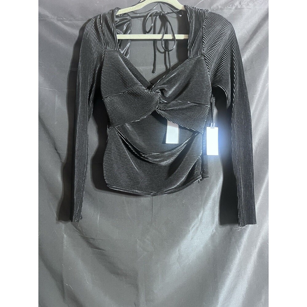 ASTR the Label  Pleated V-Neck Long Sleeve Top Black Size Large Satin Luxe NWT